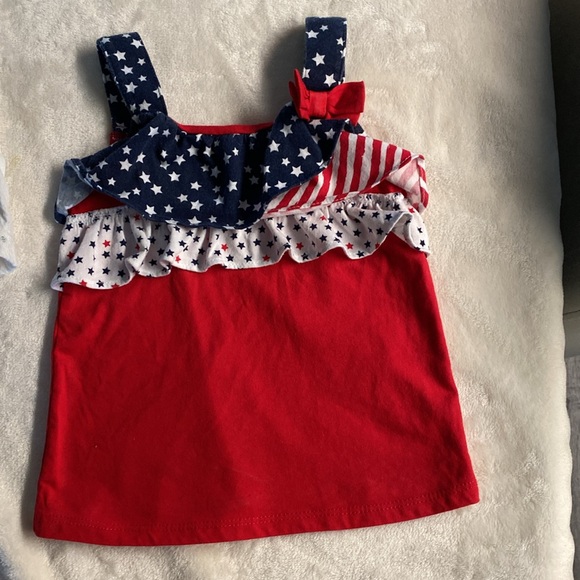 4 various tops for a 2 year old. - Picture 2 of 5